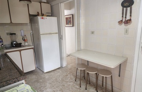 Pitangueiras Apartment | EXCELLENT LOCATION - PITANGUEIRAS BEACH WITH SEA VIEW. On the gastronomic boulevard
