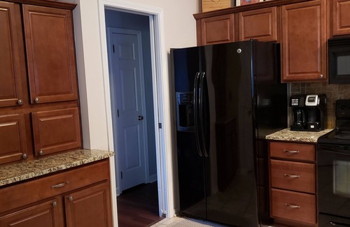 Provincetowne House | Excellent South Charlotte Location! Ballantyne Corporate Rental 28277