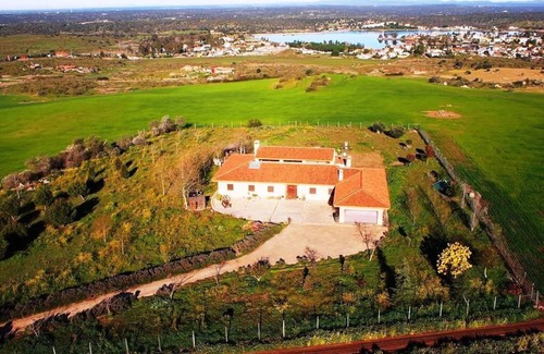 Merida House | Excepcional Casa con vistas espectaculares del Lago Romano de Proserpina