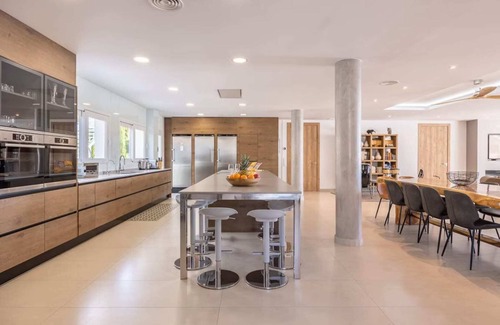 Villajoyosa Villa | Exceptional villa100m from the beach - Heated pool - Sea view - Housework incl.