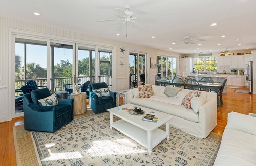 Edisto Island House | Exceptional 6 br/4ba Oceanfront Estate:Elevator,Heated Pool