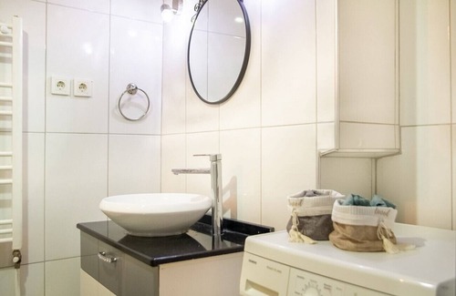 Karsiyaka Apartment | Exceptional Flat with Gorgeous Sea View in Izmir