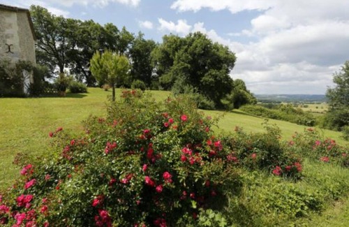 Lagarde House | Exceptional gite for 4 people with private pool