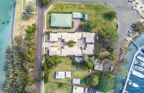 Tin Can Bay House | Exceptional modern three bedroom townhouse with water on both sides.