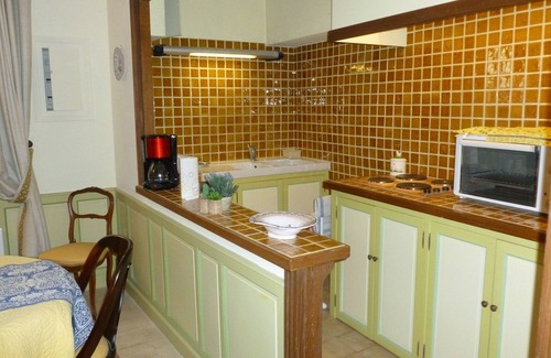 Nimes City Centre Apartment | Exceptional place Town Center Ecusson near Maison Carrée Nîmes