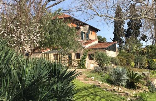 La Fourragere House | EXCEPTIONNEL, maison de vacances dans parc, climatisation, parking, calme assuré