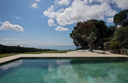 Sant Andreu de Llavaneres Villa | Exclusive Luxury Villa near Barcelona