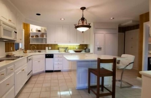 North Shore House | Exclamation Pointe: Flat lot, Wifi, Kayak, incredible dock, great part of the lake, golf course community
