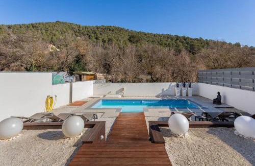 Canyelles Villa | Exclusiva Villa de Lujo con piscina