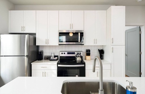 Pflugerville Apartment | Exclusive 1BR Luxe Haven in Ideal Spot!