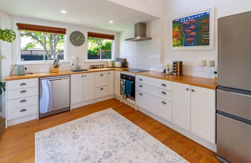 Sherborne Street House | Exclusive 2 Bed Standalone Villa in St Albans