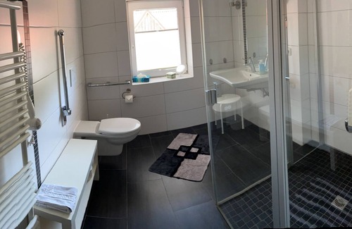Hohenfelde House | Exclusive 5 * Feeling holiday home Ostseeblick! Ideal for 2-3 families