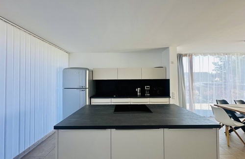 Ohningen House | Exclusive 5-room maisonette architect's house with panoramic lake view and penthouse roof terrace