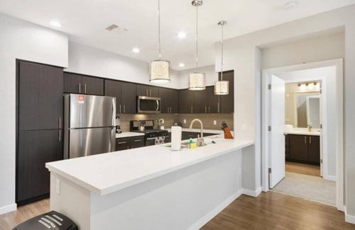 Menlo Park Condo | Exclusive Amenities: 2BR Condo near Facebook in Menlo Park