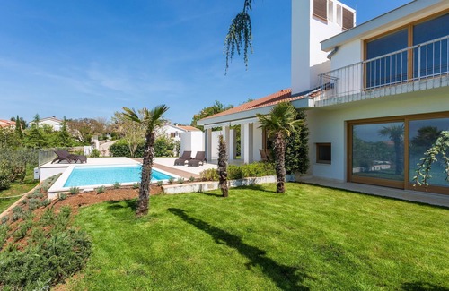 Klimno Villa | Exclusive and modern Casa Vidmar with a large swimming pool