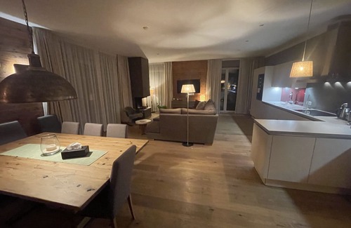 Hinterthal Apartment | Exclusive apartment in Hinterthal - (4 adults + 4 children) Ideal for 2 families