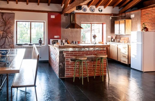 Tarilonte de la Pena Apartment | EXCLUSIVE APARTMENT WITH 3 DOUBLE ROOMS IN ARTISTIC BUILDING