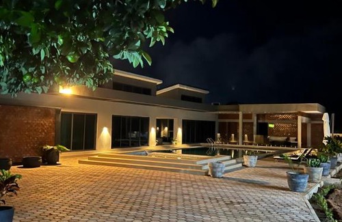 Lusaka Apartment | Exclusive Farm Getaway