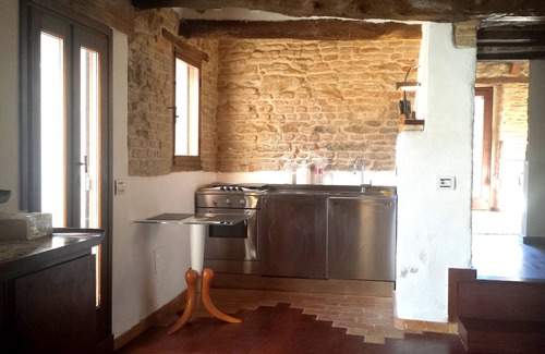 Colbordolo House | Exclusive farmhouse in the hills of Urbino. Ideal for 8 people. Overview.