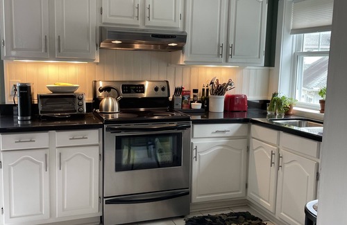 Old Town Cottage | Exclusive Five Star CarriageHouse! Featured in March 2023 PineStraw Magazine!