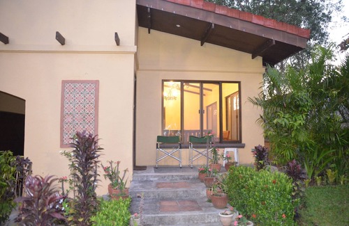 Nasugbu House | Exclusive, gated, seaside community located at the best beach in Nasugbu.