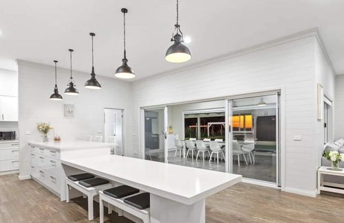 Lower Chittering House | Exclusive Hamptons Country Oasis Property