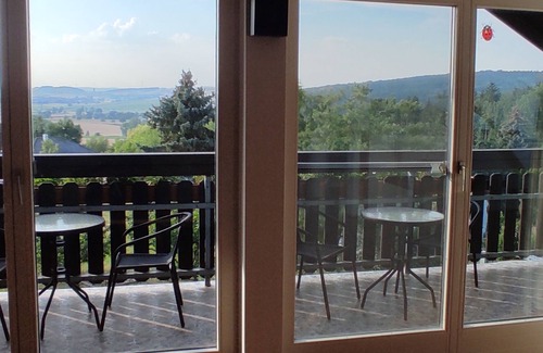 Lerchenau Apartment | exclusive holiday apartment on the sunny slope in Würnitz