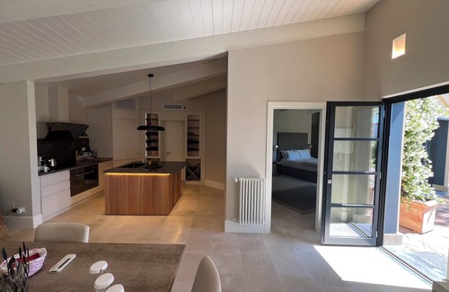 Quartiere XIII Aurelio House | Exclusive Home with Pool and iconic view