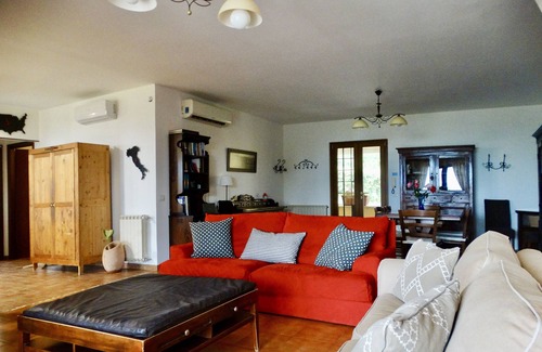 Lake Bracciano Villa | Exclusive lake house in Bracciano, Italy with private path to Lake Bracciano