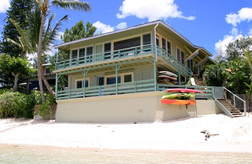 Kawela Bay House | Exclusive North Shore Oahu Paradise – Historic 1910 Beachfront Home Sleeps 17