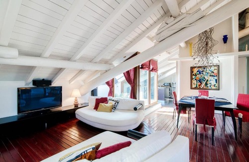 Como City Centre Apartment | Exclusive Penthouse - by MyHomeInComo
