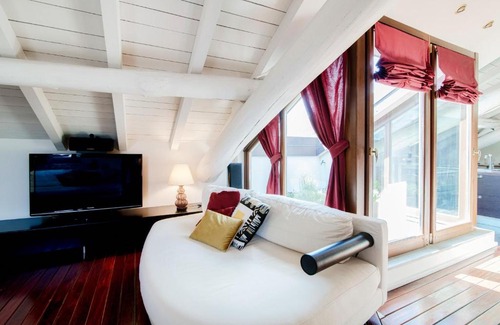 Como City Centre Apartment | Exclusive Penthouse - by MyHomeInComo