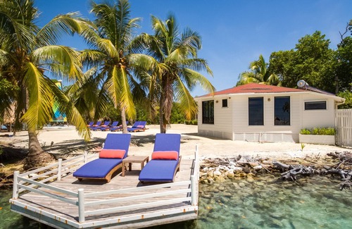 Glovers Reef Atoll Villa | Exclusive private island off the coast of Belize