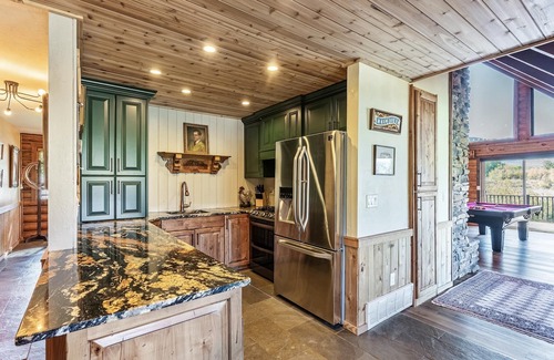 Eden Cabin | Exclusive Riverfront Eden Ranch! Pet Friendly!