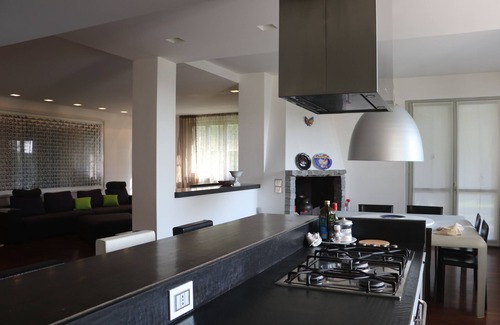 Carimate Villa | EXCLUSIVE SINGLE VILLA FOR VIP HOLIDAYS
