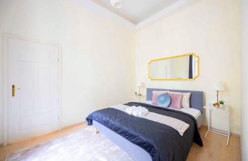 Terezvaros Apartment | Exclusive & Spacious Central Residence w/4BEDRM 2BATHRM