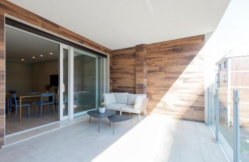 Zona Solari Apartment | Exclusive terrace Garden View - 15 min from Duomo