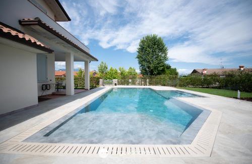 Polpenazze del Garda Villa | Exclusive Villa le Palme