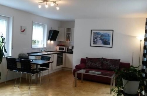 Petershausen-Ost Apartment | Exclusive villa at the Lake, the Musicians district, designer decor
