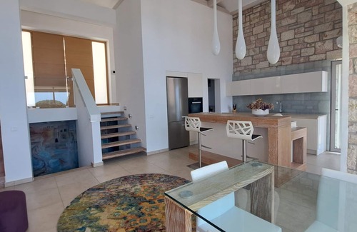 Vasilitsion House | Exclusive villa directly overlooking the sea with spectacular sea views