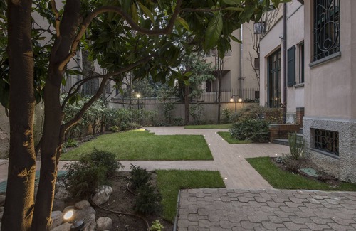 Tre Torri Villa | Exclusive Villa in City Life for groups (NO party)