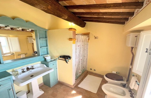Colpetrazzo Villa | EXCLUSIVE VILLA, POOL, GROUNDS - SLEEPS 8