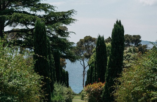 Le Pradet Villa | Exclusive waterfront villa in Domaine Rocabella - French Riviera