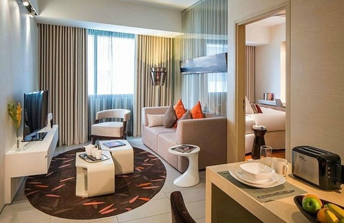 Queenstown Apartment | Executive 1BR at Rochester Dr| Near Buona Vista MRT | 470 sqft|