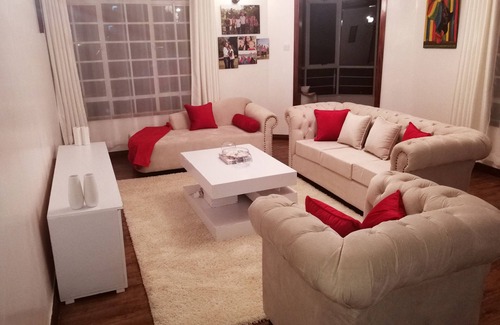 Thompson Estate Apartment | Executive 2 bedroom apartment in the heart of lavington