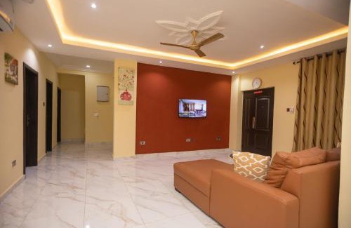 Accra Apartment | Executive 3-Bed Furnished Apartment in Kwashieman