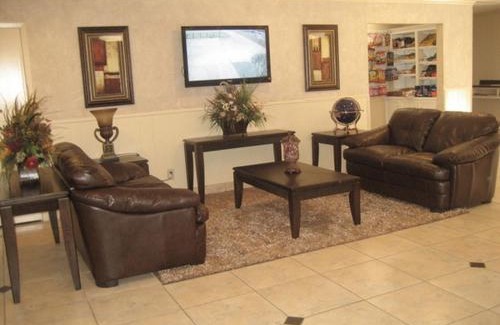 Brookshire Hotel | Executive Inn Brookshire