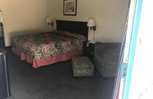 Lufkin Hotel | Executive Inn & Suites