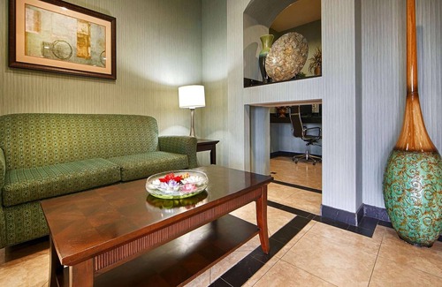 Marlin Hotel | Executive Inn & Suites