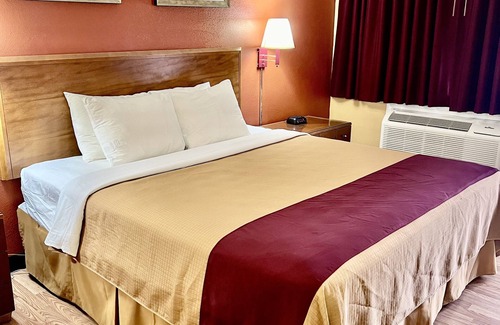 Schenectady Hotel | Executive Inn